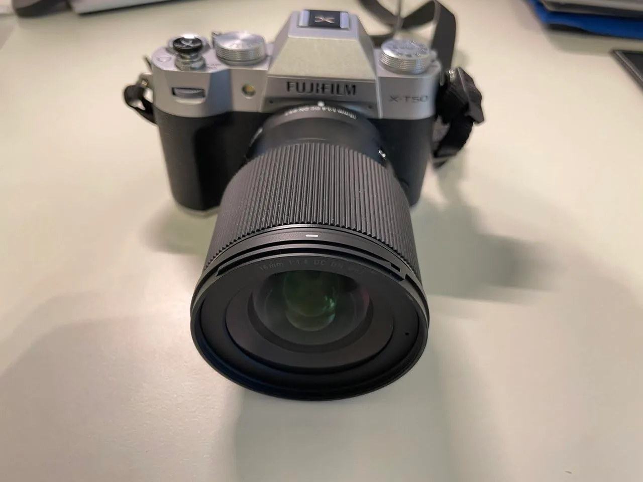 Sigma 16mm F1.4 DC DN Contemporary obiettivo Fuji X