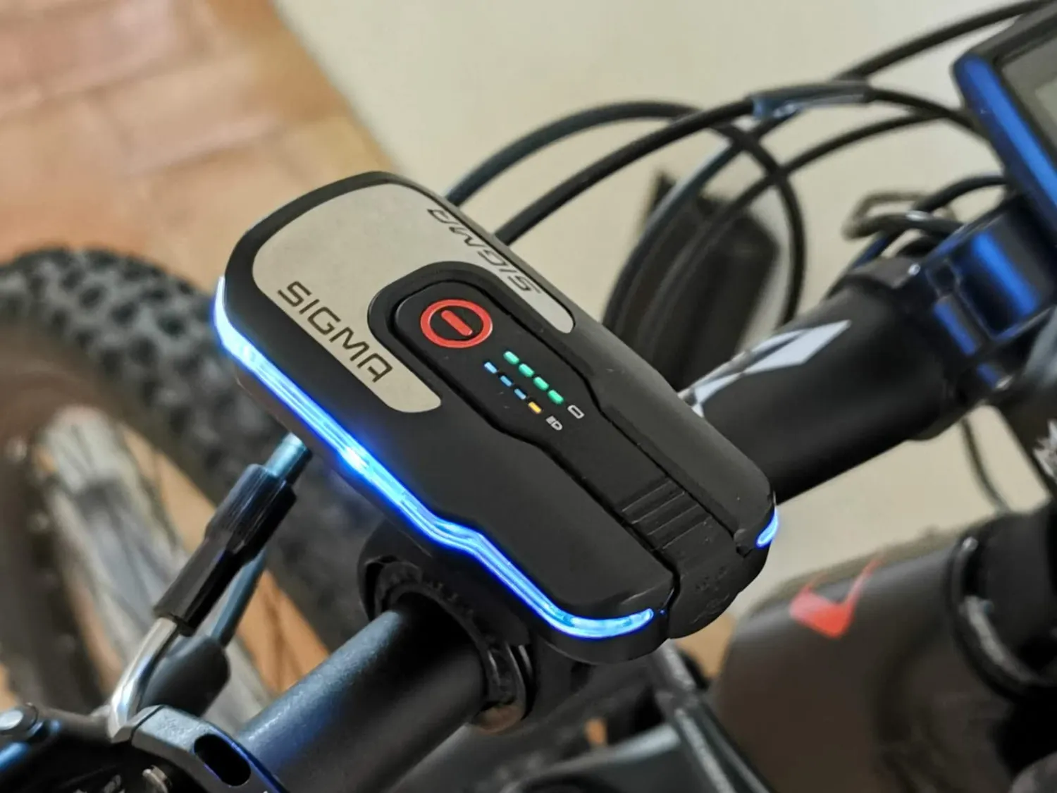 Sigma Sport Aura 80 Blaze set luci bici LED con stop