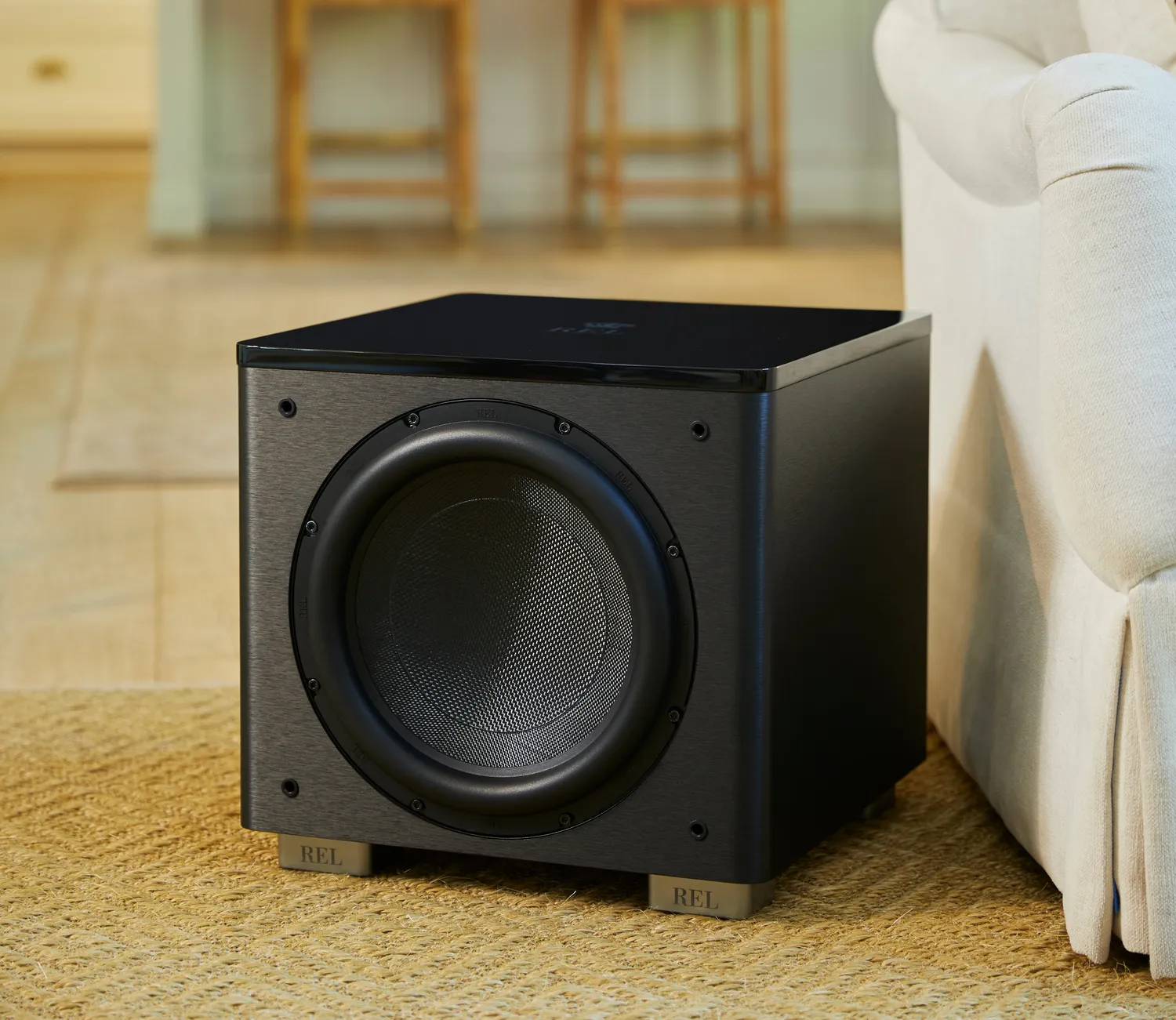 REL HT/1205 MKII subwoofer bianco singolo da pavimento