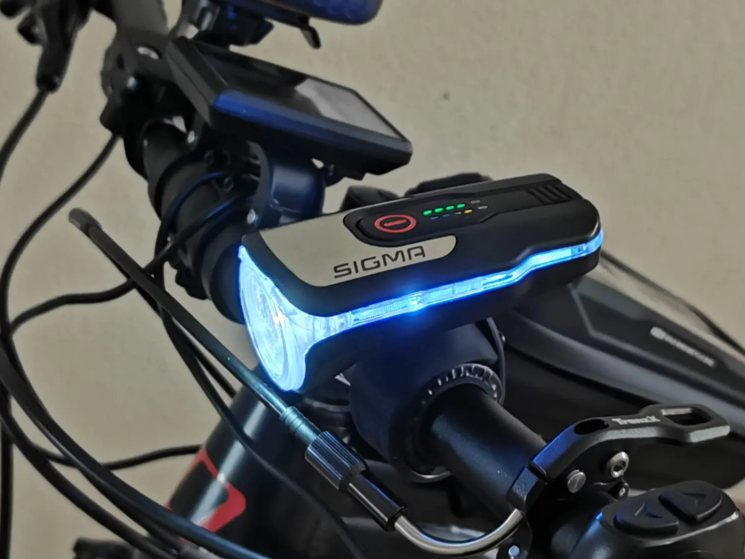 Sigma Sport Aura 80 Blaze set luci bici LED con stop