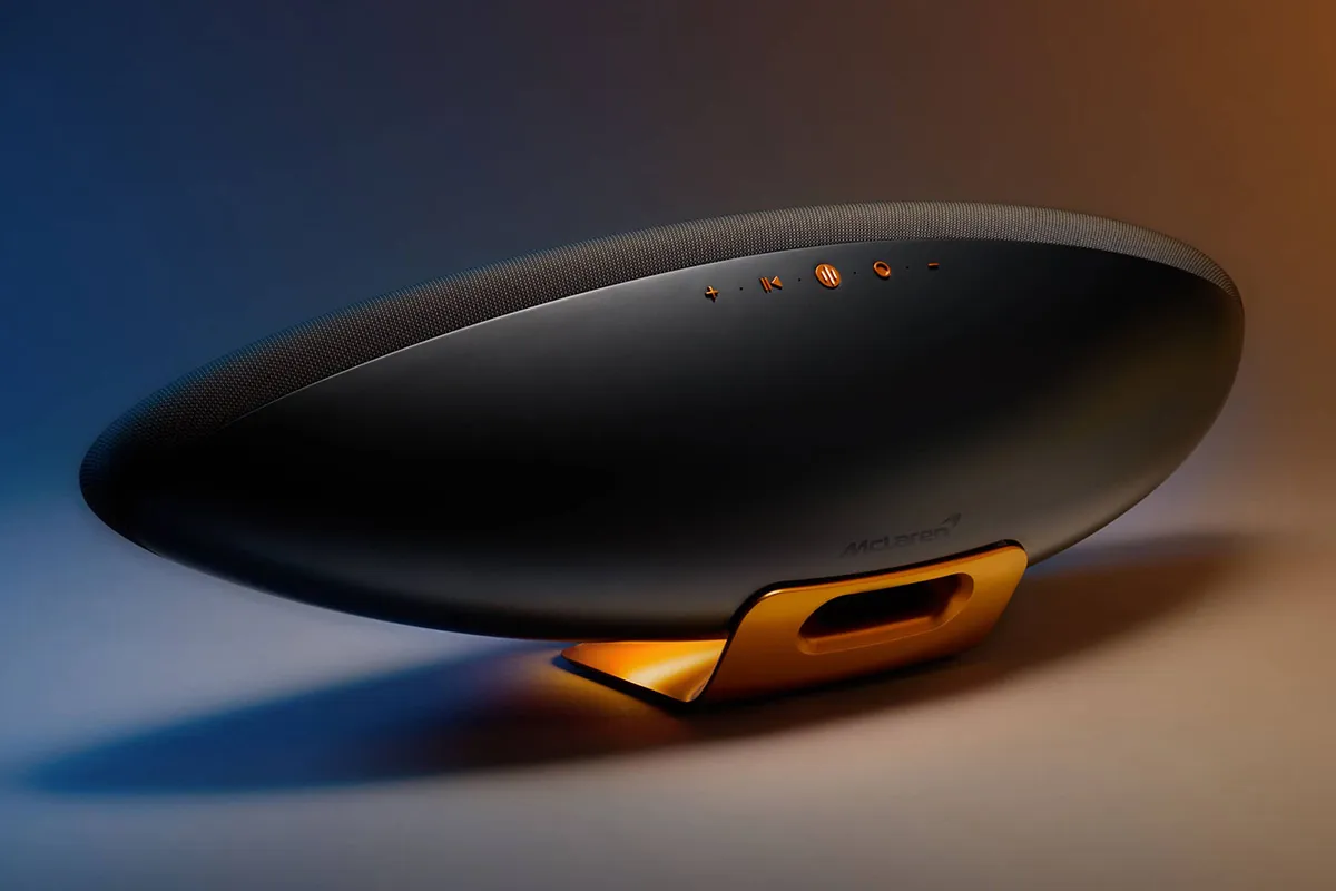 Bowers & Wilkins Zeppelin McLaren diffusore wireless