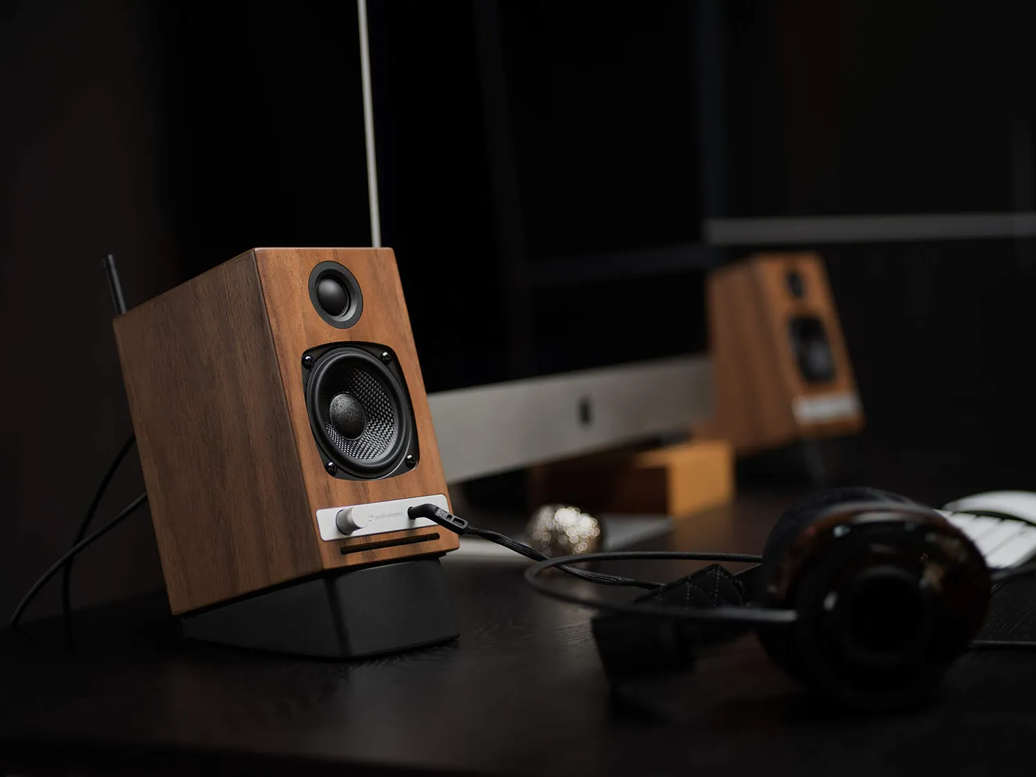 Audioengine DS1 supporti da tavolo per diffusori coppia