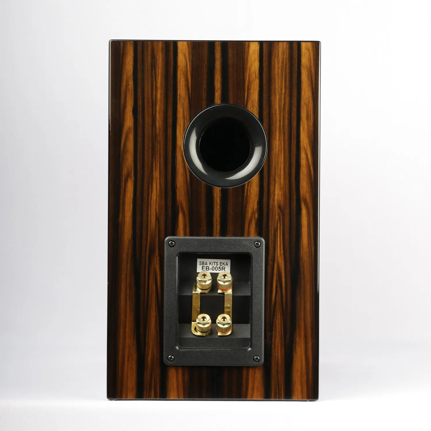 SB Acoustics Eka kit diffusore 2 vie da scaffale