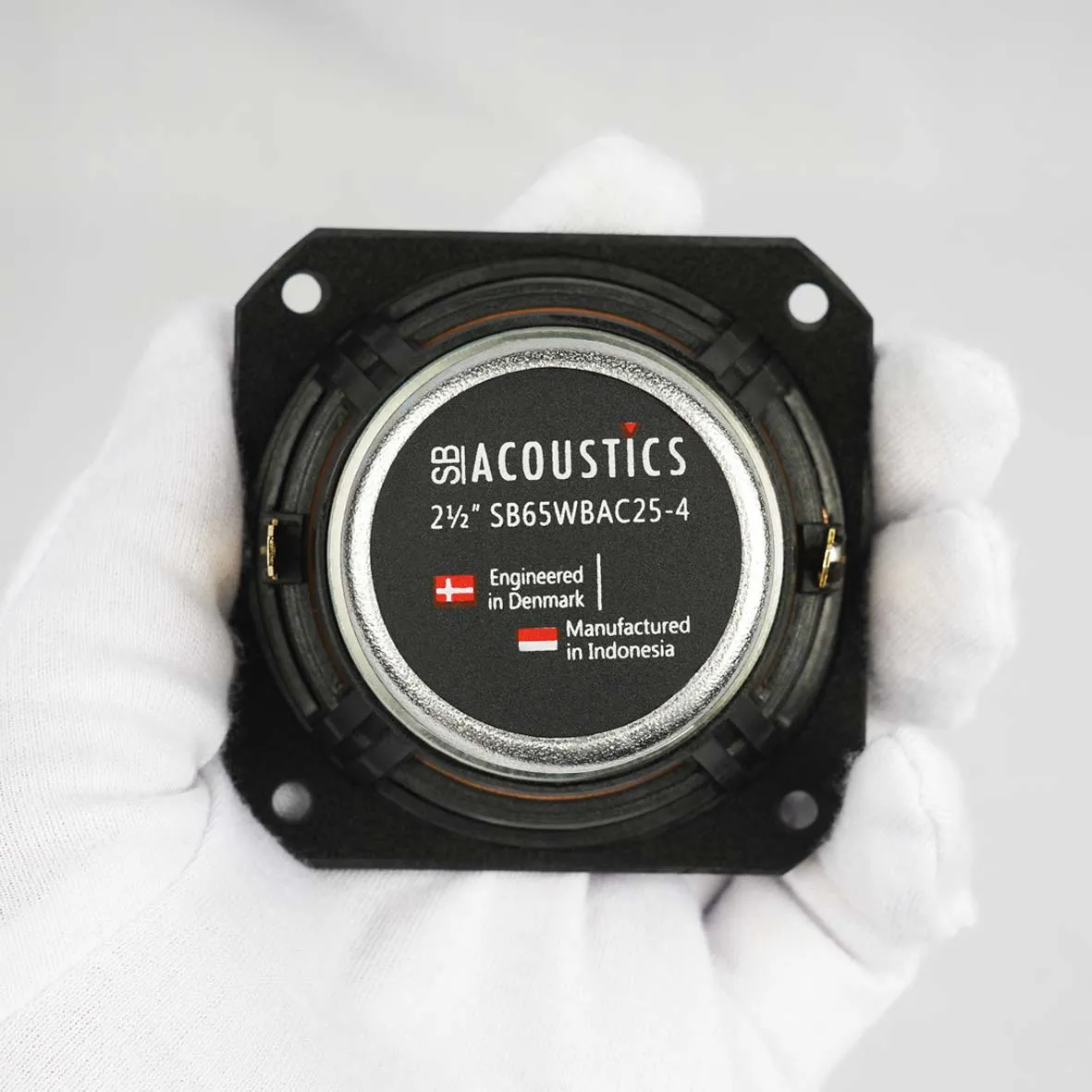 SB Acoustics SB65WBAC25-4 altoparlante 2,5" alluminio 4 ohm