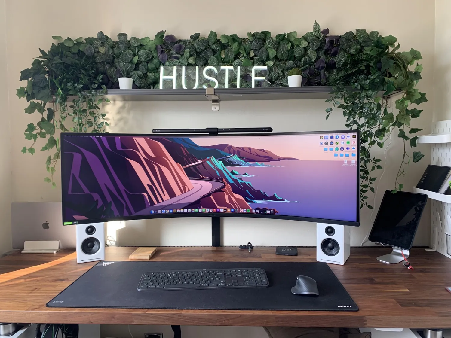 Audioengine A2+ Plus altoparlanti Bluetooth da tavolo