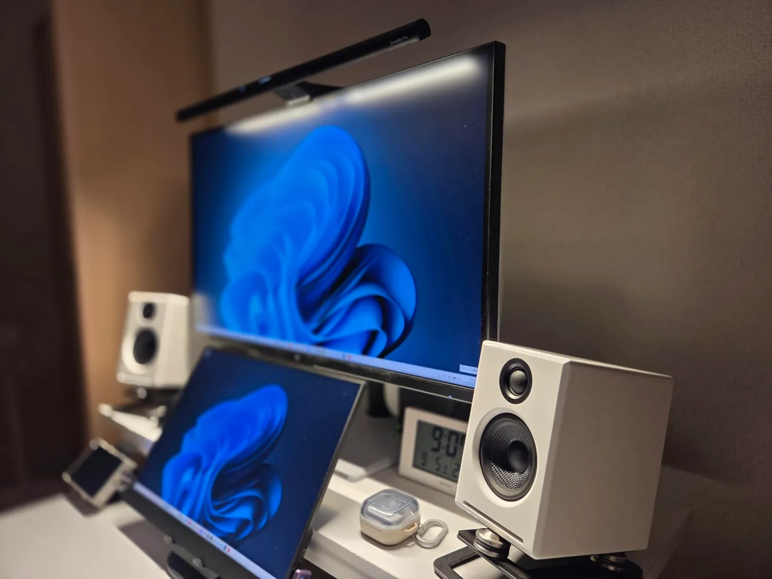 Audioengine A2+ Plus altoparlanti Bluetooth da tavolo