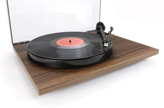 Rega Planar 1 Walnut Giradischi Noce 2022