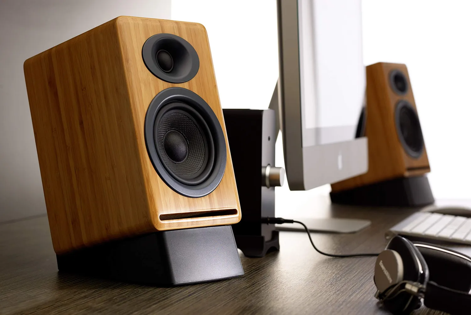 Audioengine DS2 Small supporti diffusori coppia inclinati 15°
