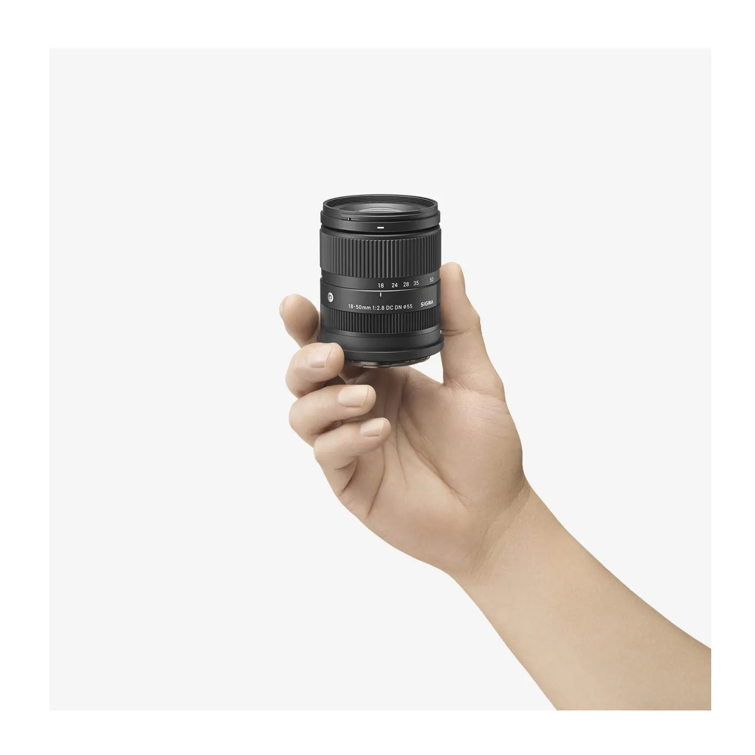 Sigma 18-50mm F2.8 DC DN C obiettivo L-Mount