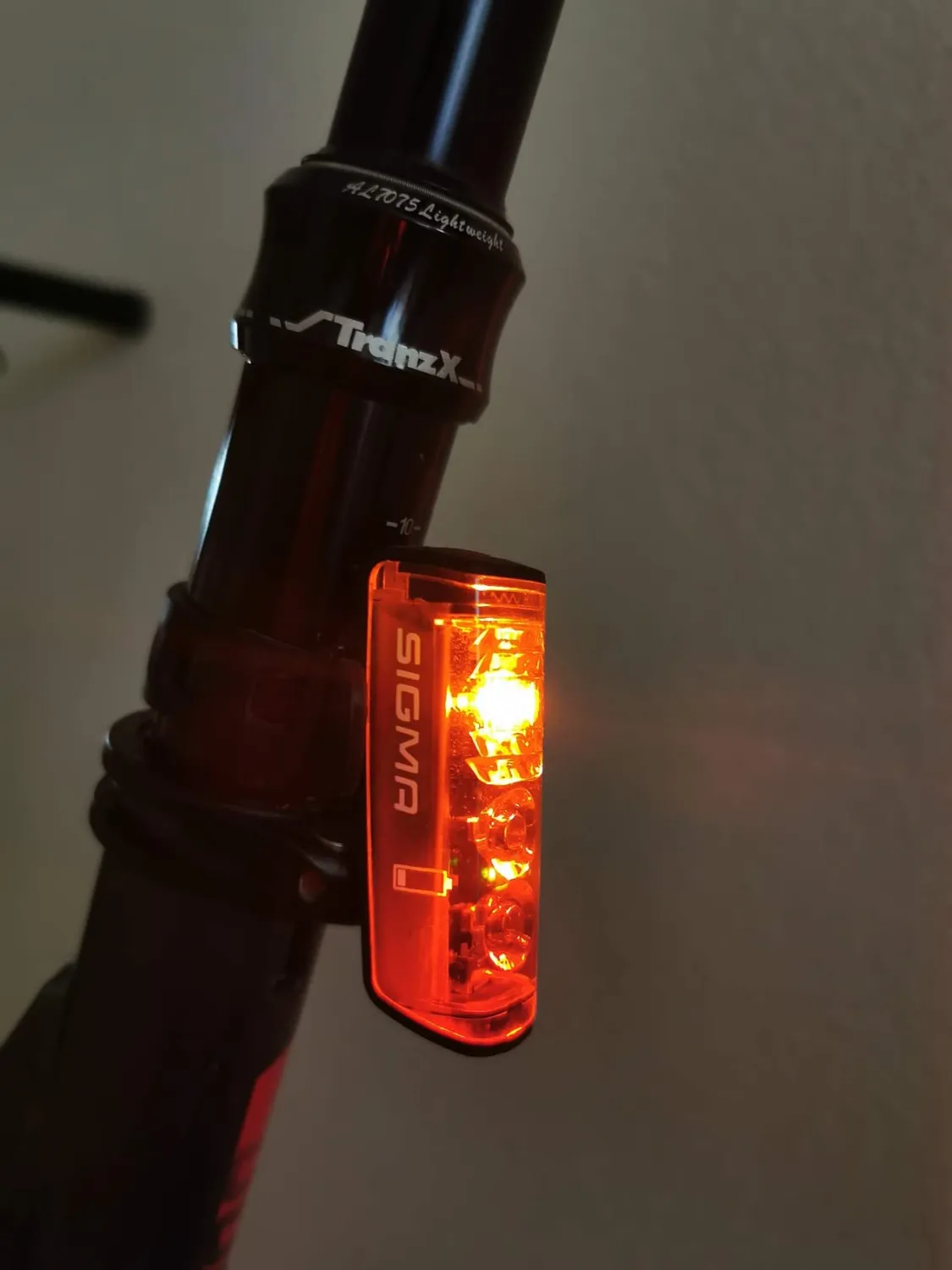 Sigma Sport Aura 80 Blaze set luci bici LED con stop