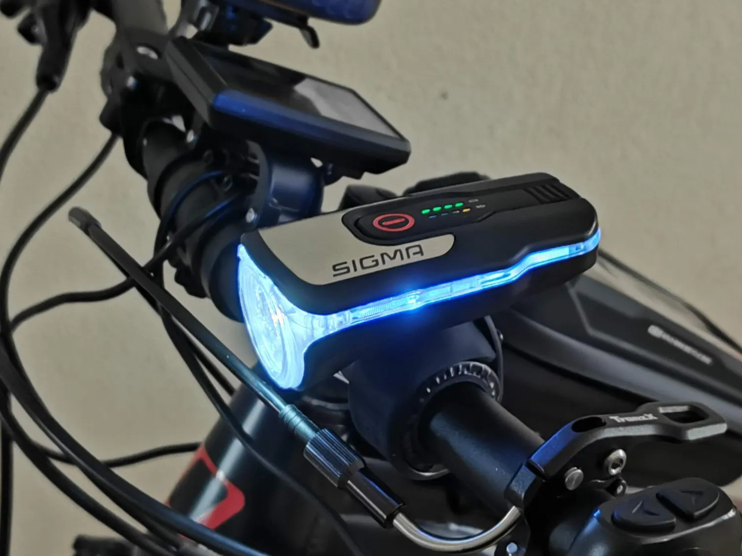 Sigma Sport Aura 80 Blaze set luci bici LED con stop