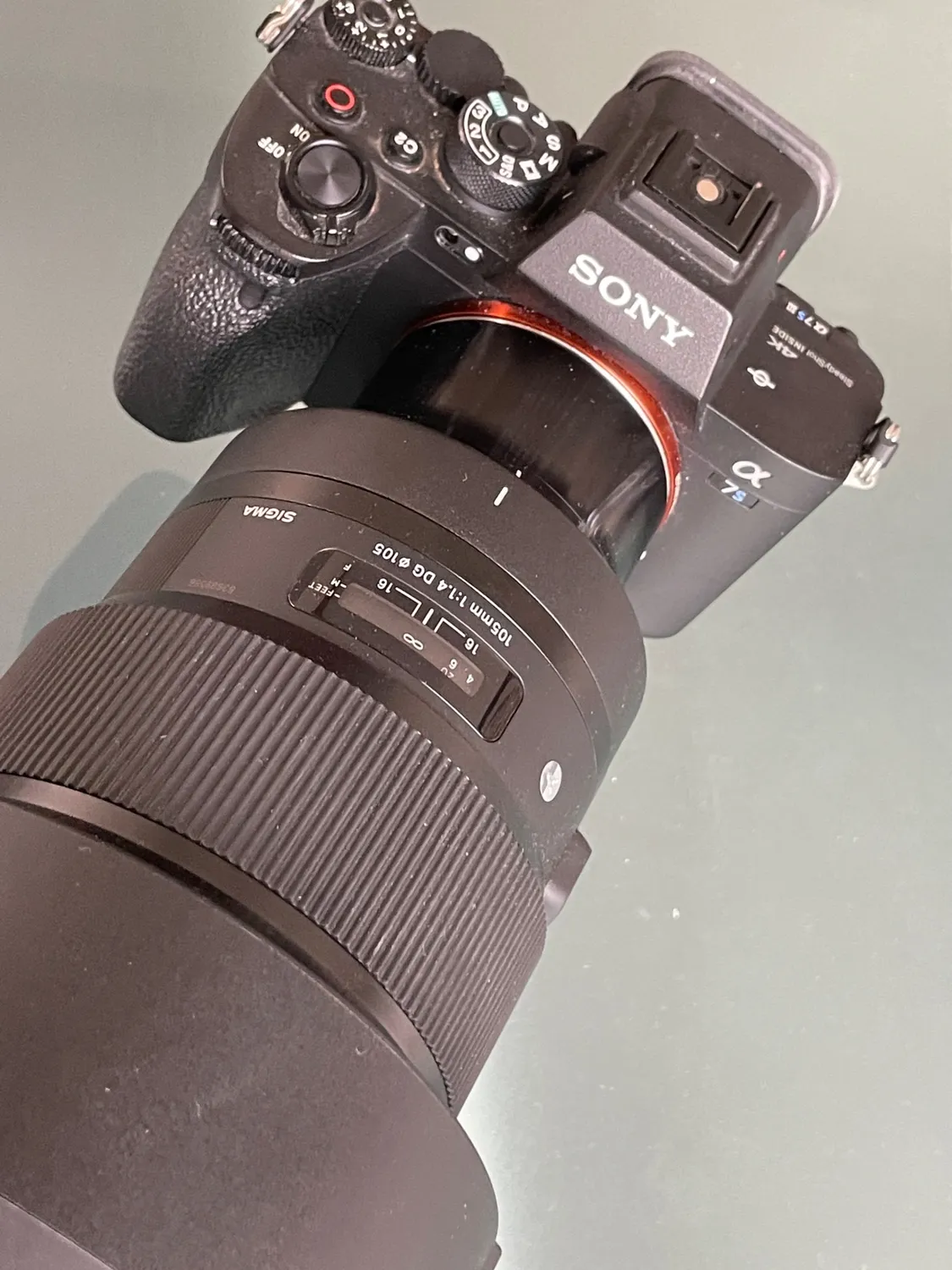 Sigma Art 105mm F1.4 DG HSM obiettivo attacco Sony E ritratto