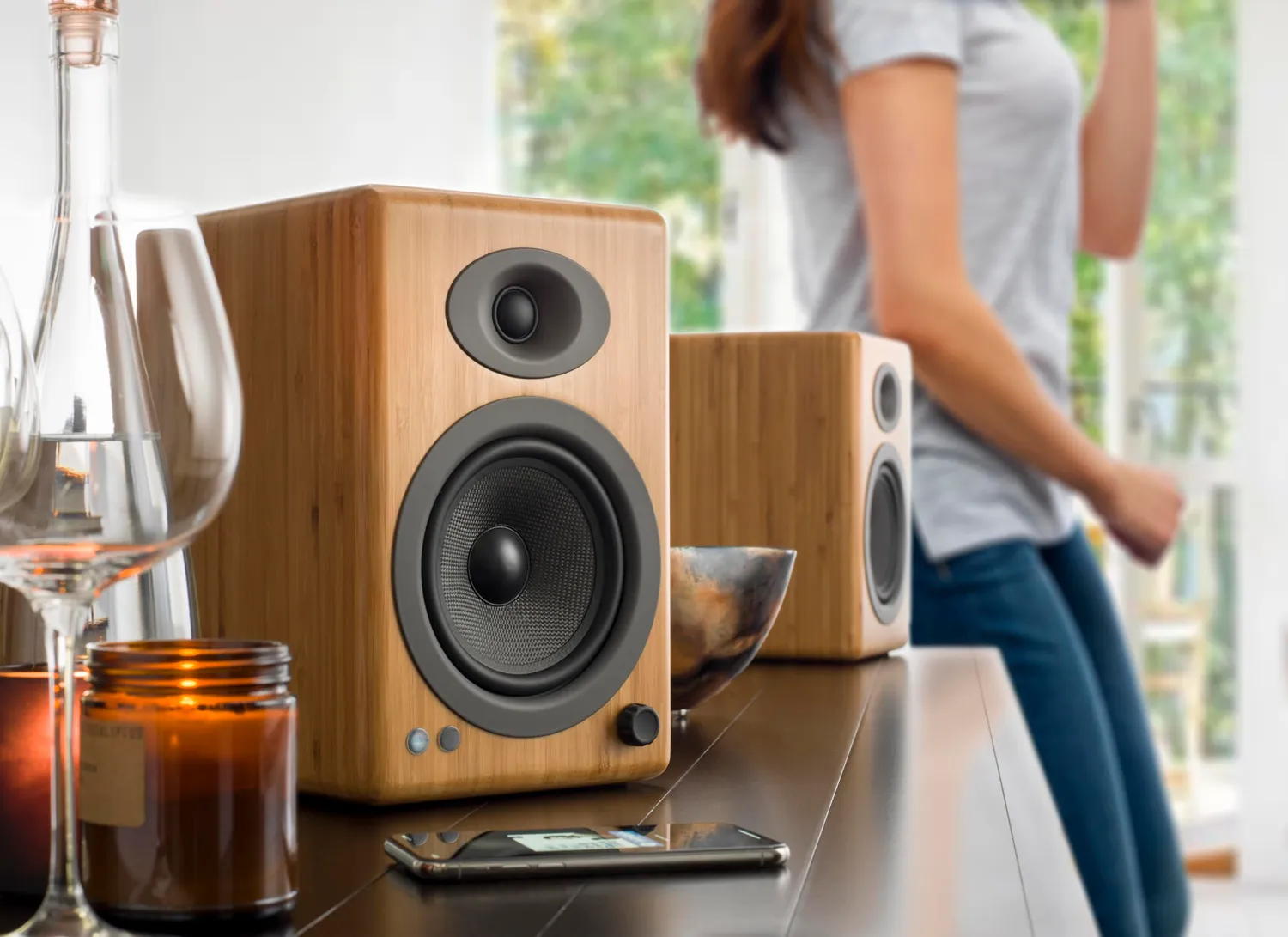 Audioengine A5+ diffusori scaffale bambù wireless 150W