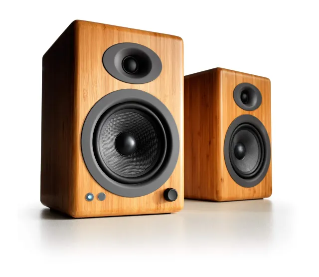 Audioengine A5+ diffusori scaffale bambù wireless 150W